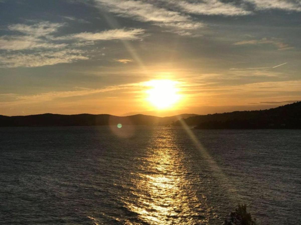 Villa Les Alizes Rayol-Canadel-sur-Mer Bagian luar foto